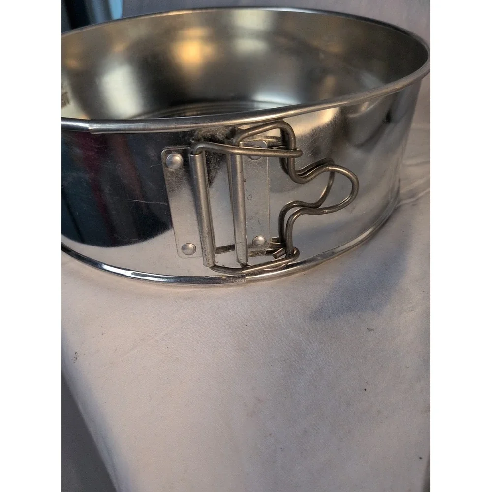 Vintage Bakers Bundle Springform Pan & Mirro Aluminum Cake Pans Thurnauer German
